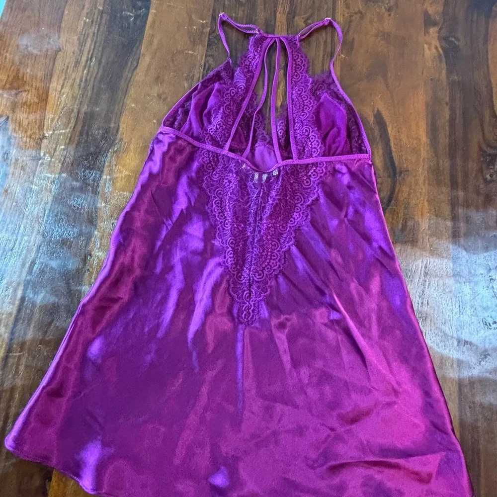 In Bloom by‎ Jonquil Magenta Purple Satin Lace Trim Strappy Back Chemise S